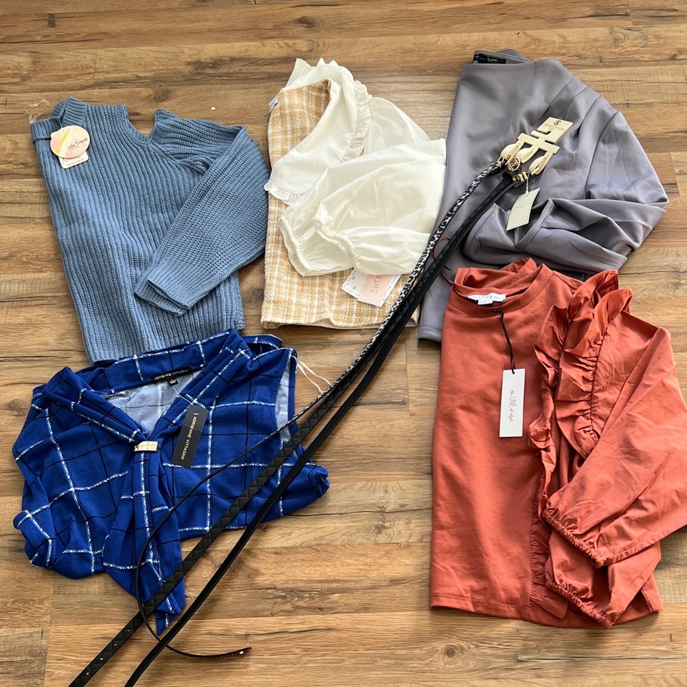 Nwt 6pc bundle woman’s Large long/sleeveless sleeve shirts and belt